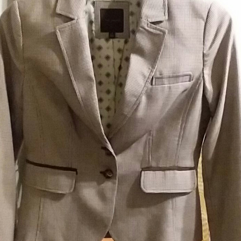 The limited blazer